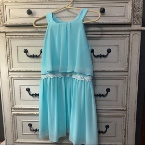 IZ girl beautiful spring dress